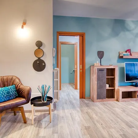Caseospitali - Casa Emilia Trilocale Di Charm Con Balcone Апартаменты *