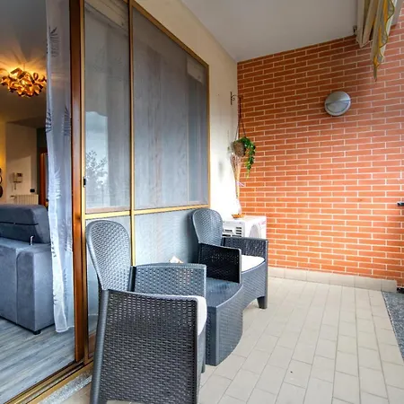 Апартаменты Caseospitali - Casa Emilia Trilocale Di Charm Con Balcone
