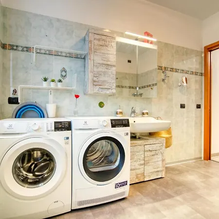 Caseospitali - Casa Emilia Trilocale Di Charm Con Balcone Апартаменты
